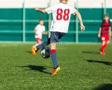 女学生篮球,挑战,上篮三步难,爱游戏平台,爱游戏官方网站,爱游戏登录入口,爱游戏app下载